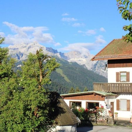 Pfeiffer Alm Am Sonnenhang Mit Blick Auf Die Zugspitze Garmisch-Partenkirchen Ngoại thất bức ảnh